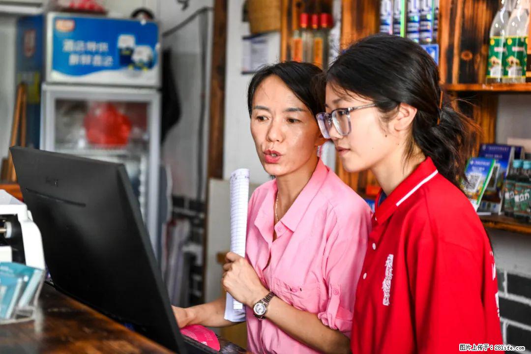全网追的“扁担女孩”,找了一份暑假工,时薪12元 - 榆林生活资讯 - 榆林28生活网 yl.28life.com